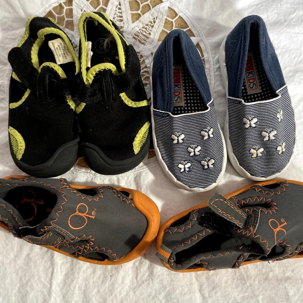 3 Pair Girl or Unisex Shoes Cat & Jack size 9 Old Navy  & OP water shoes 10